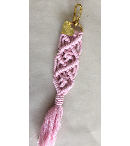 Μακραμέ Mπρελόκ Νονά Ροζ