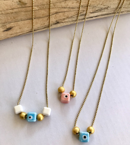 Κολιέ αλυσίδα μεταλλικές χάντρες και ροζ μάτι 